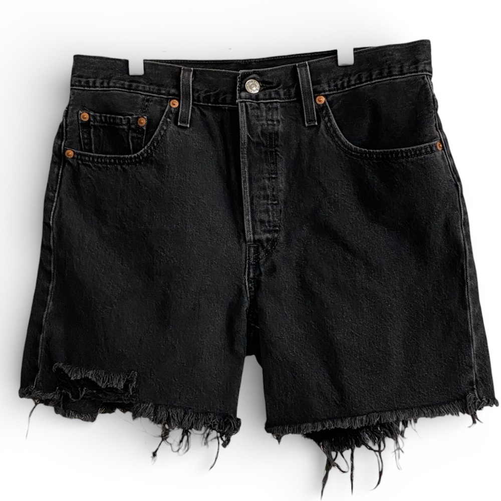 Levi’s 501 Distressed High Rise Black Denim 5 Button Shorts W31